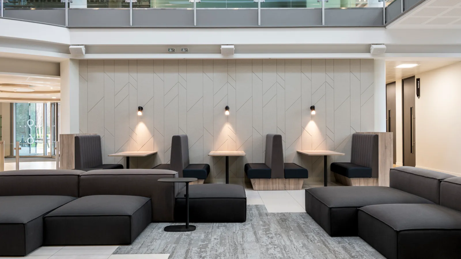 Area AMD Office Curator SMALL 6