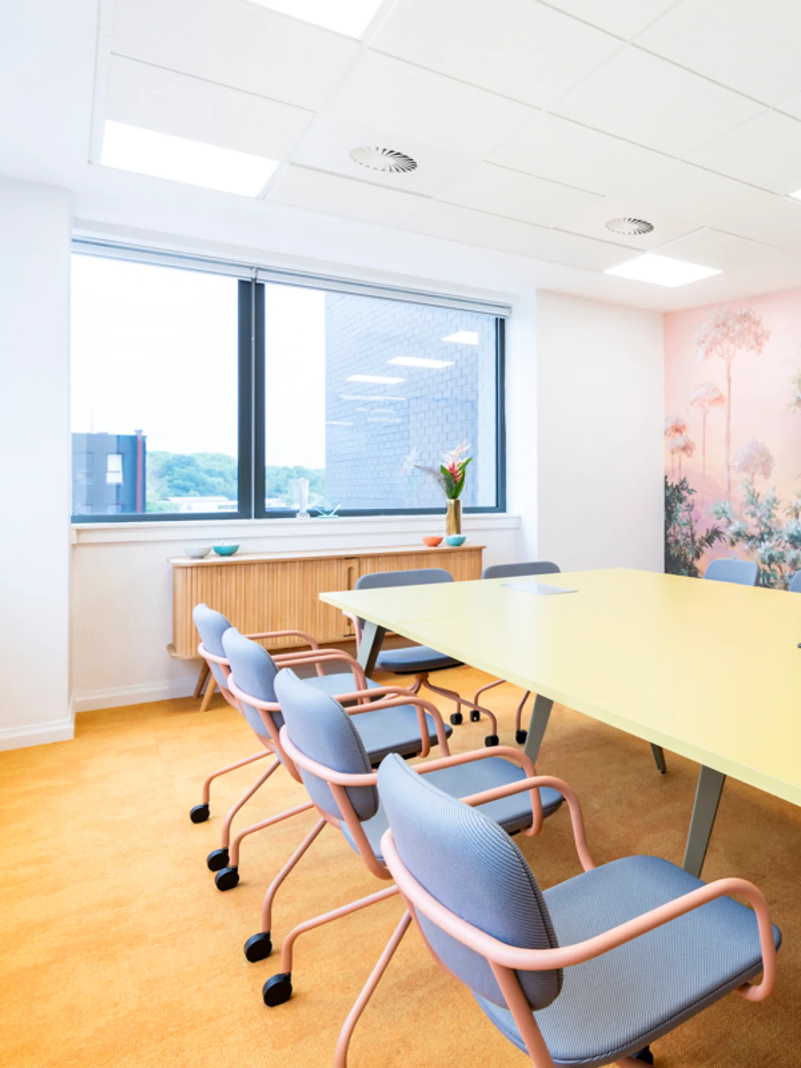 Area Away Resorts OFFICE CURATOR SMALL 15