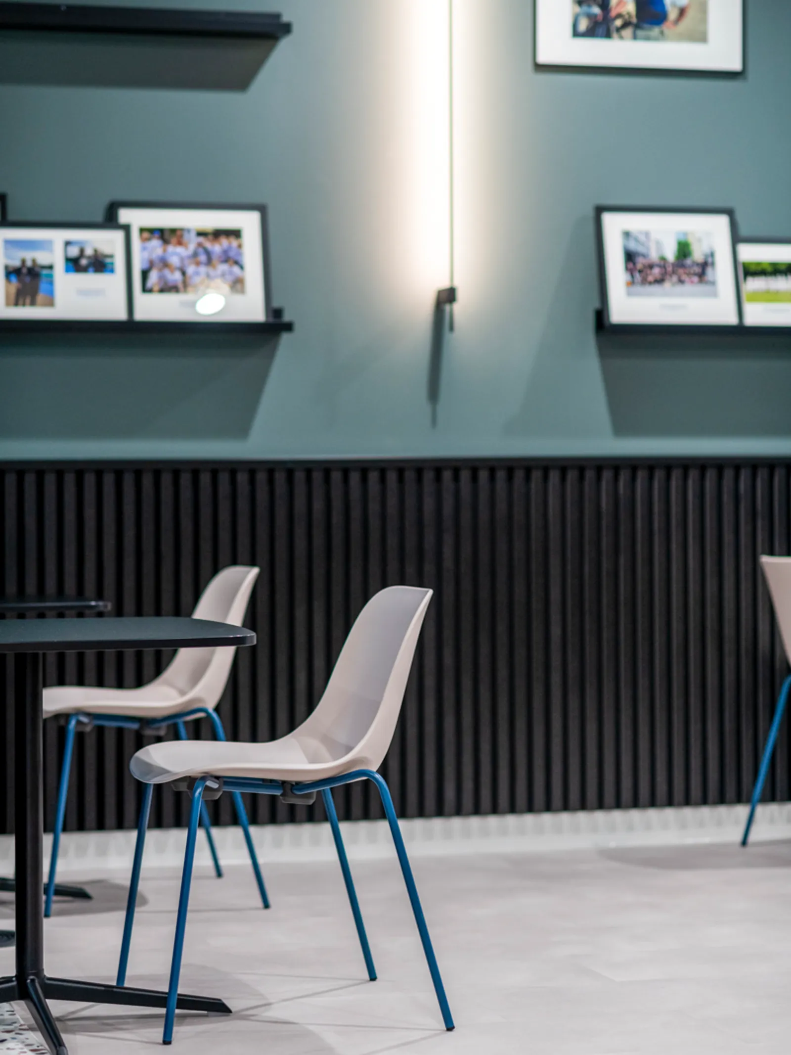 Area CBS Office Curator SMALL 18