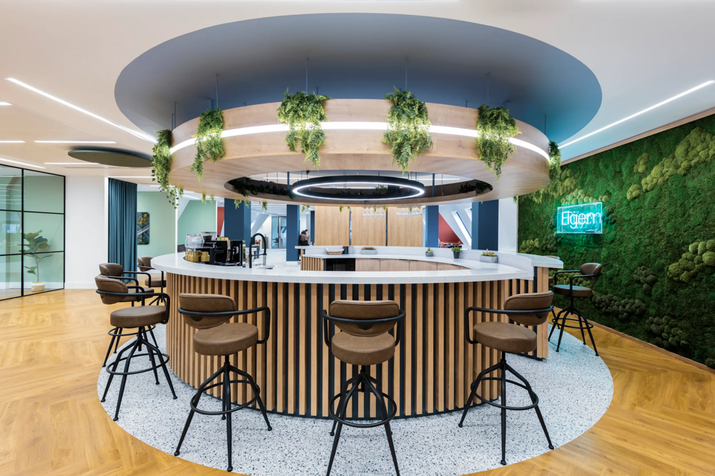 Area Eigen Tech 2 Office Curator SMALL 16