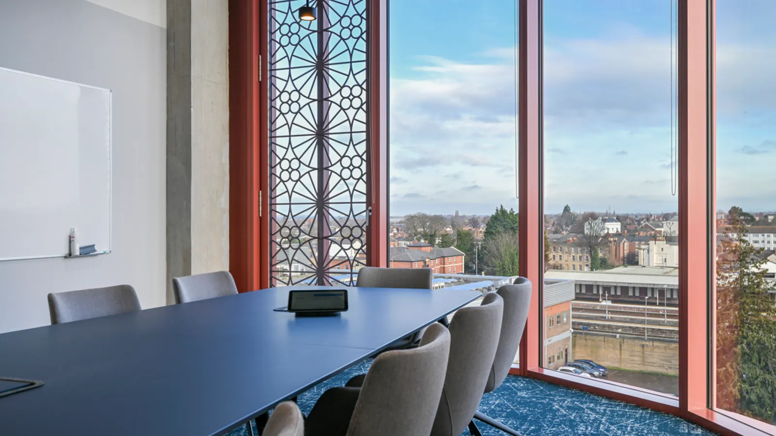 Area Fasthost Office Curator SMALL 18