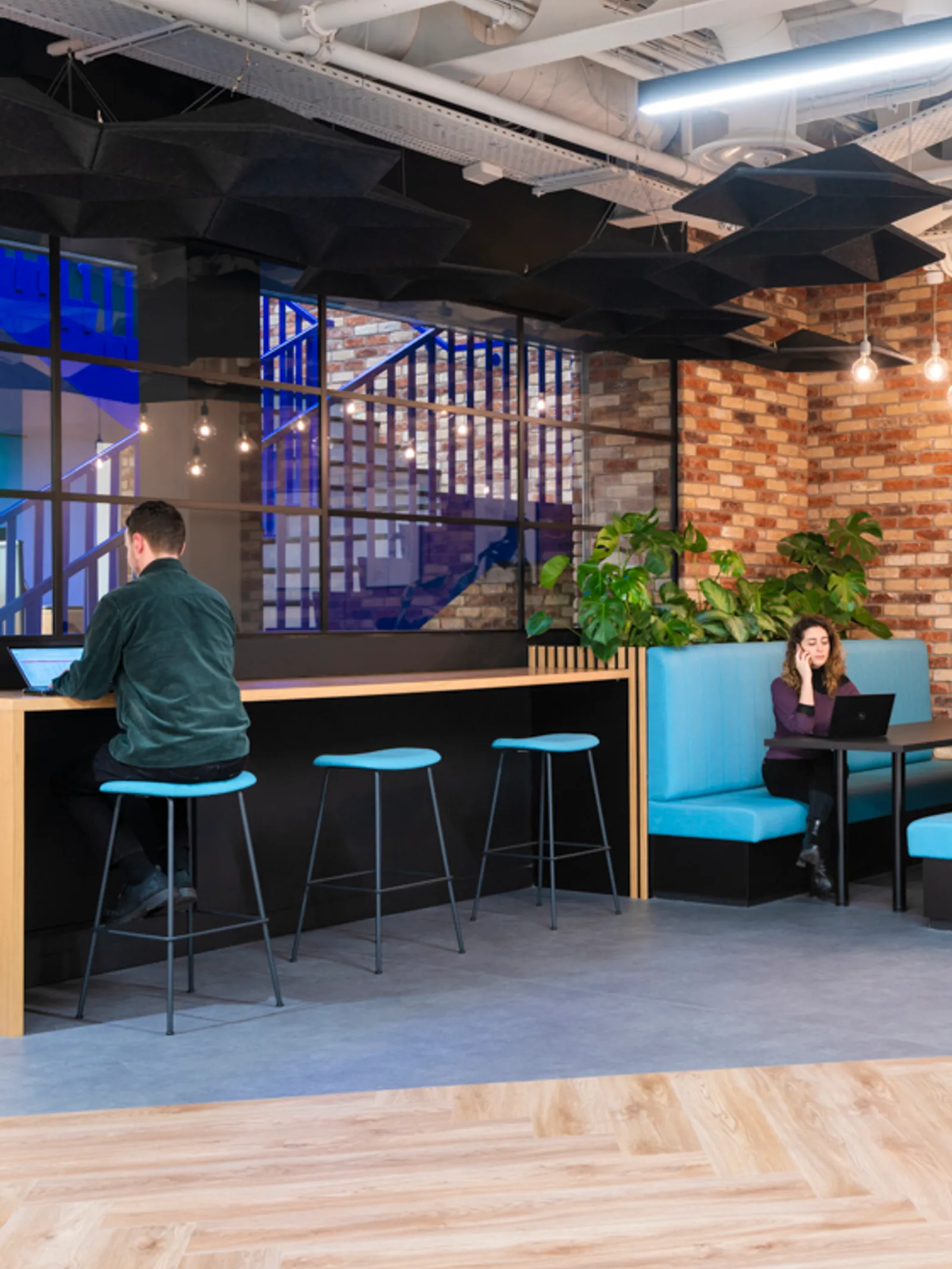 Area i Tech Media 2nd Edit Office Curator SMALL 36