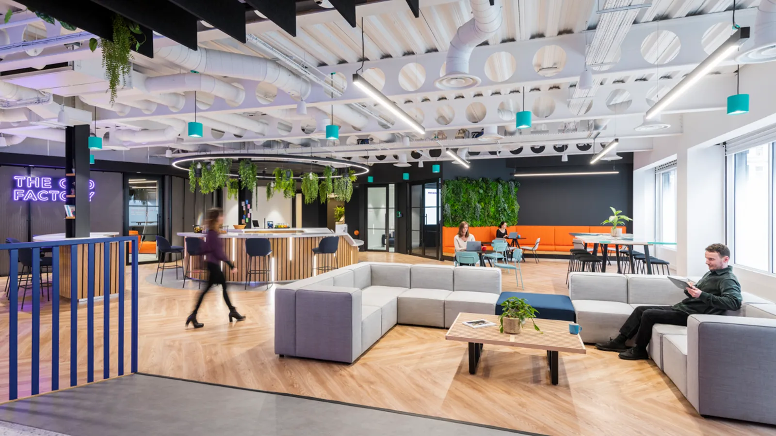 Area i Tech Media 2nd Edit Office Curator SMALL 4