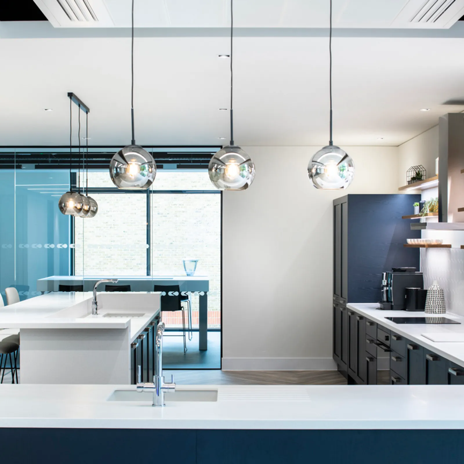 Area Kinetico Office Curator SMALL 14