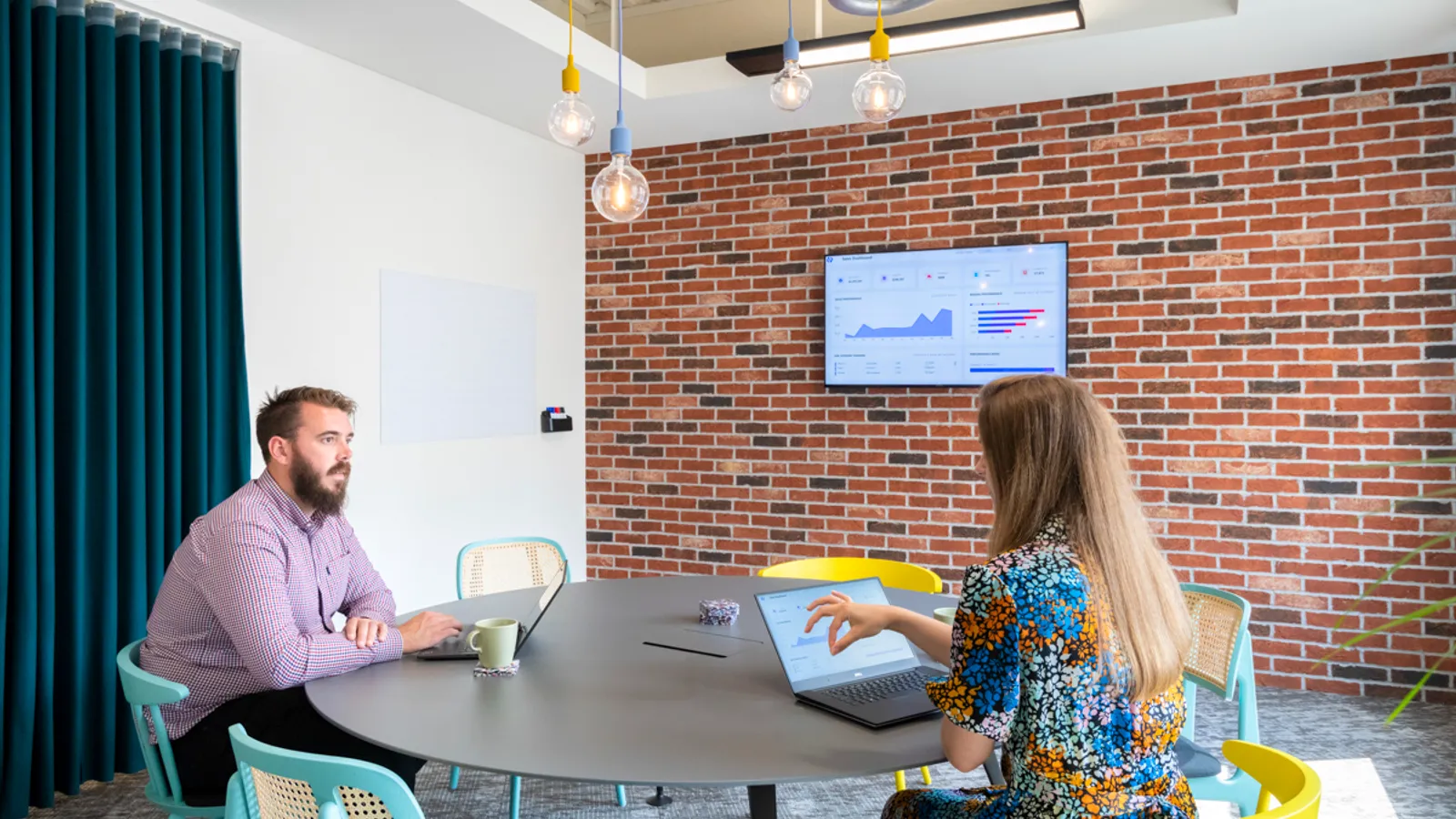 Area Landid OFFICE CURATOR SMALL 13