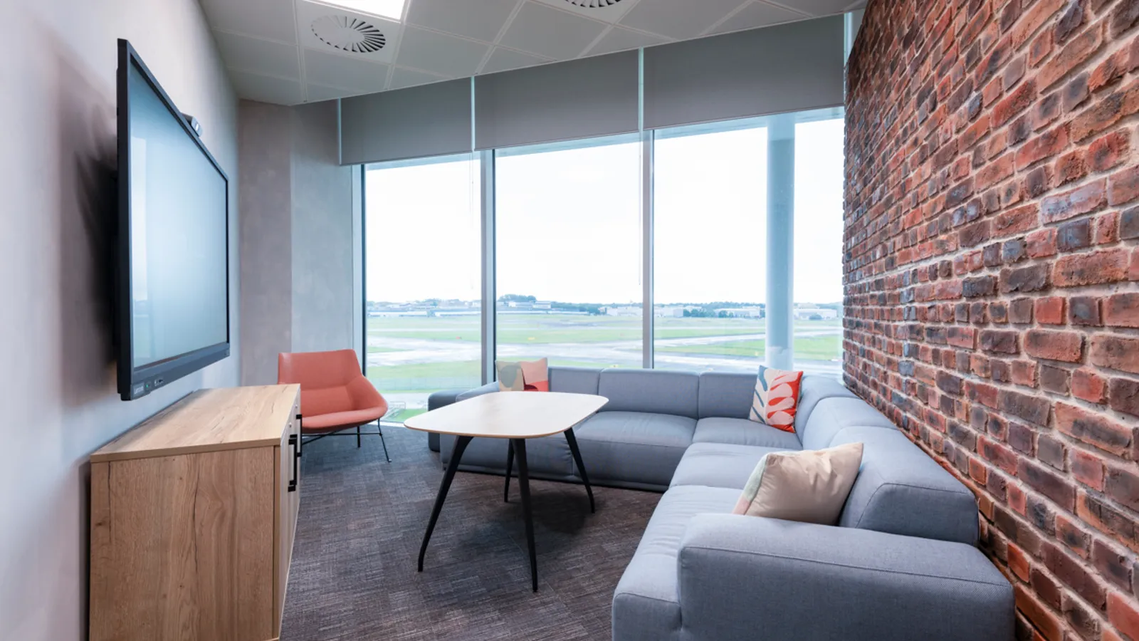 Area Lenovo Office Curator SMALL 26