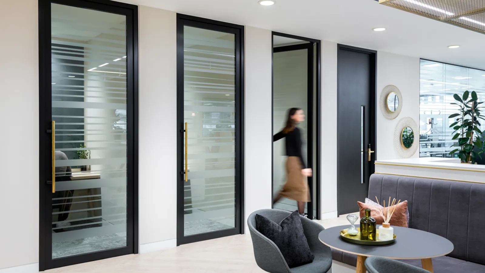 Area Orega Office Curator SMALL 12