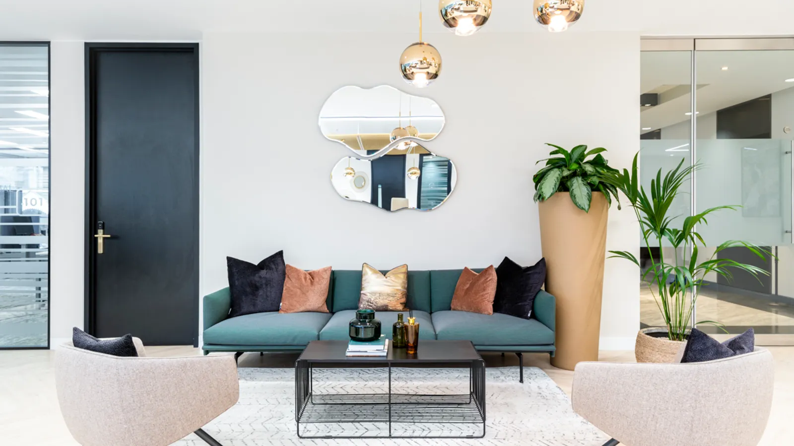 Area Orega Office Curator SMALL 17