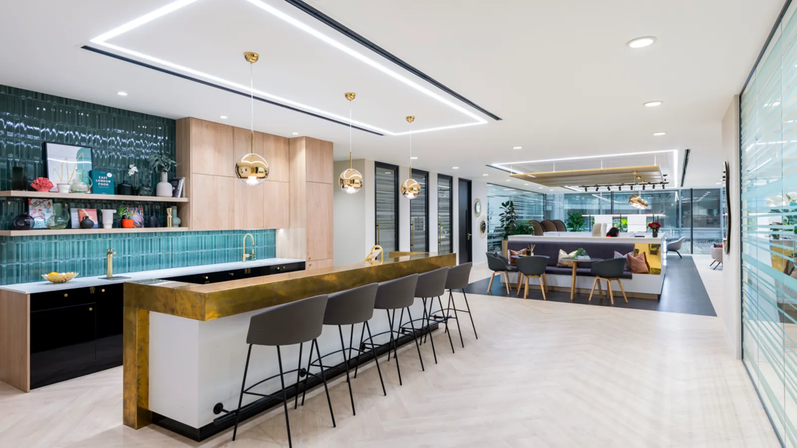 Area Orega Office Curator SMALL 1