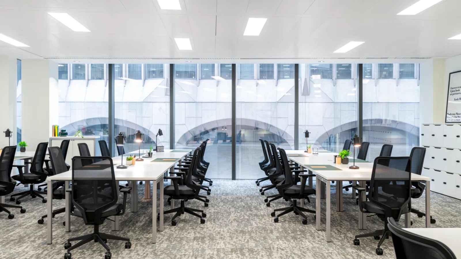 Area Orega Office Curator SMALL 22