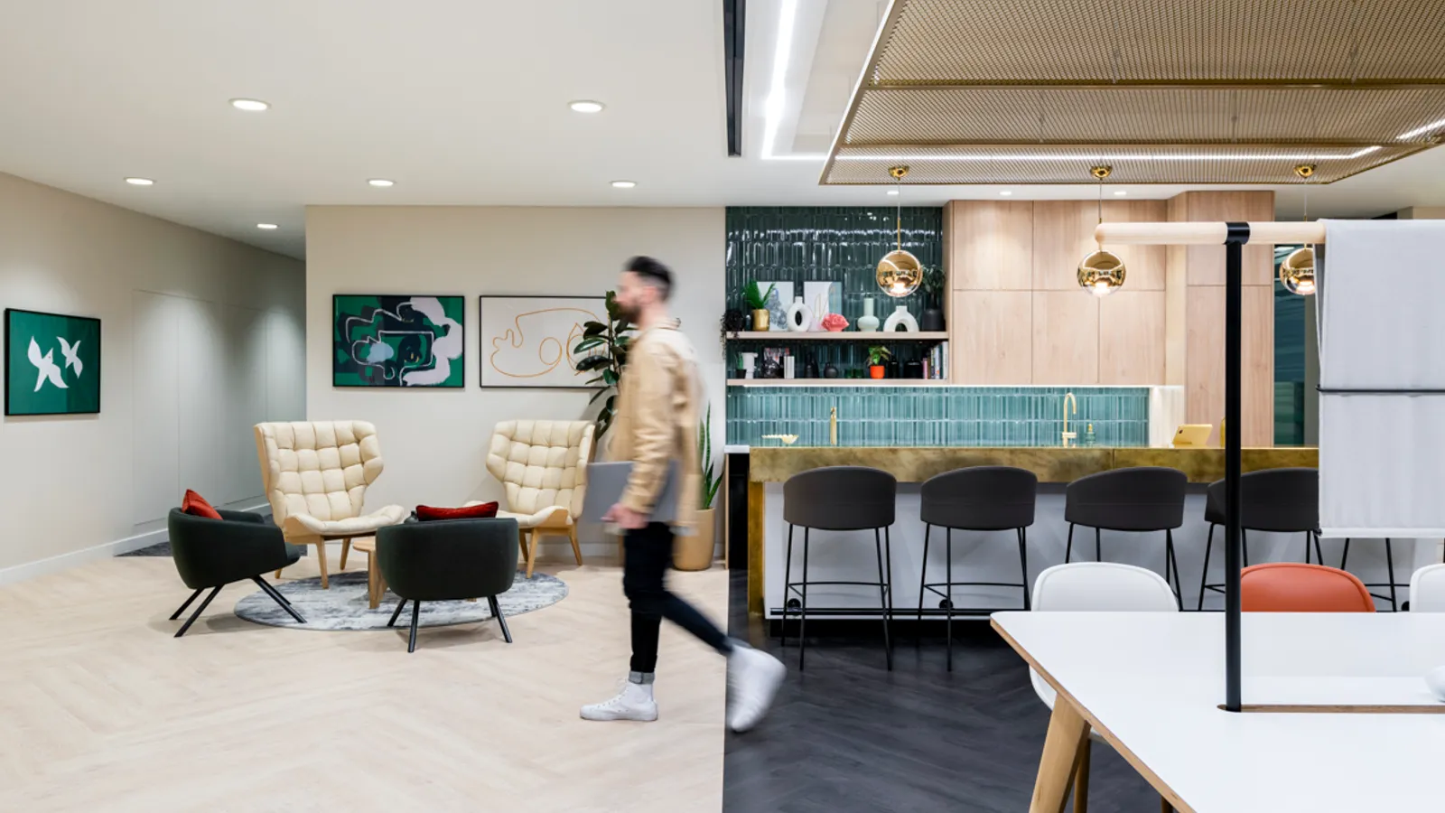 Area Orega Office Curator SMALL 29