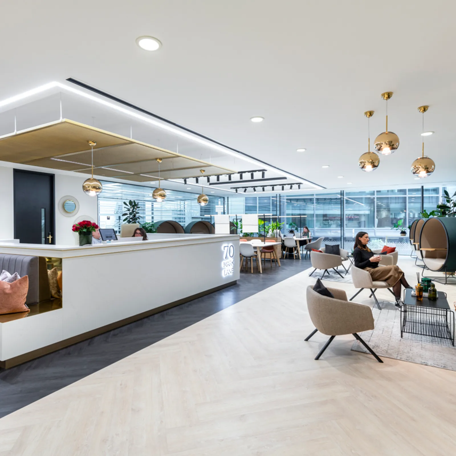 Area Orega Office Curator SMALL 9