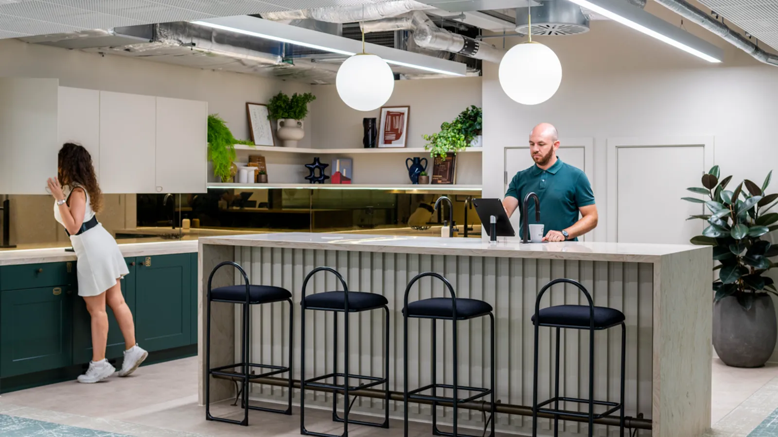 Area Orega Strand Office Curator SMALL 16