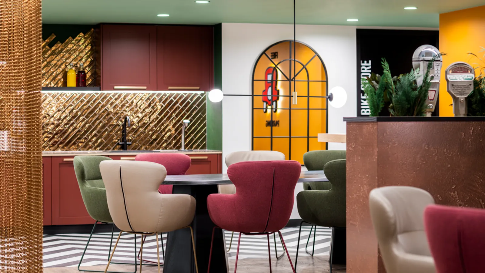 AREA O Si T Office Curator SMALL 21