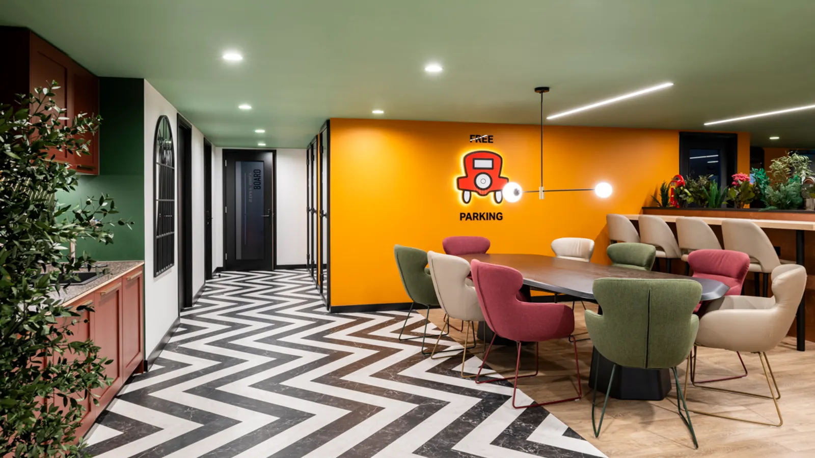 AREA O Si T Office Curator SMALL 23