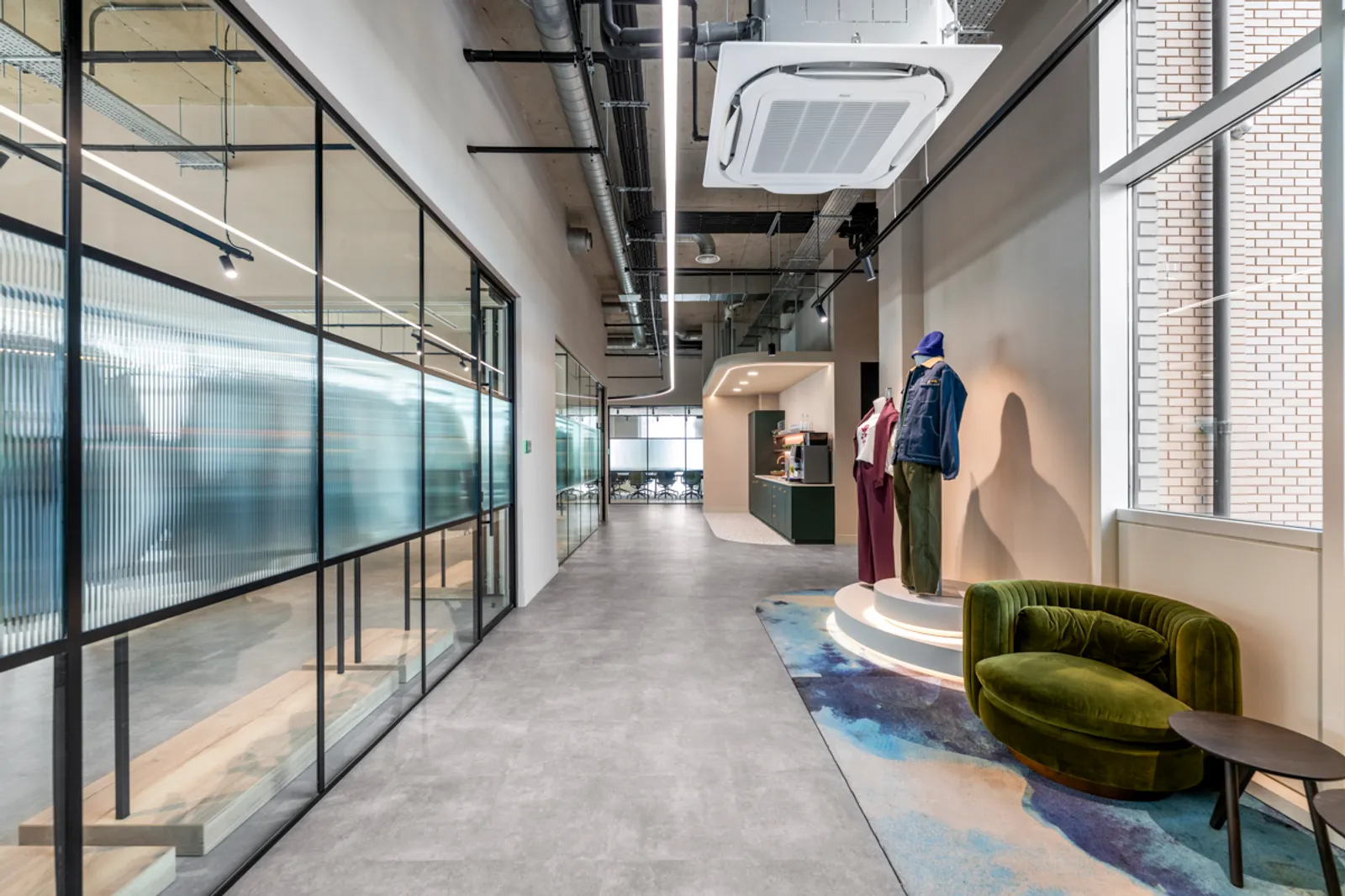 Area Poeticgem Office Curator SMALL 23