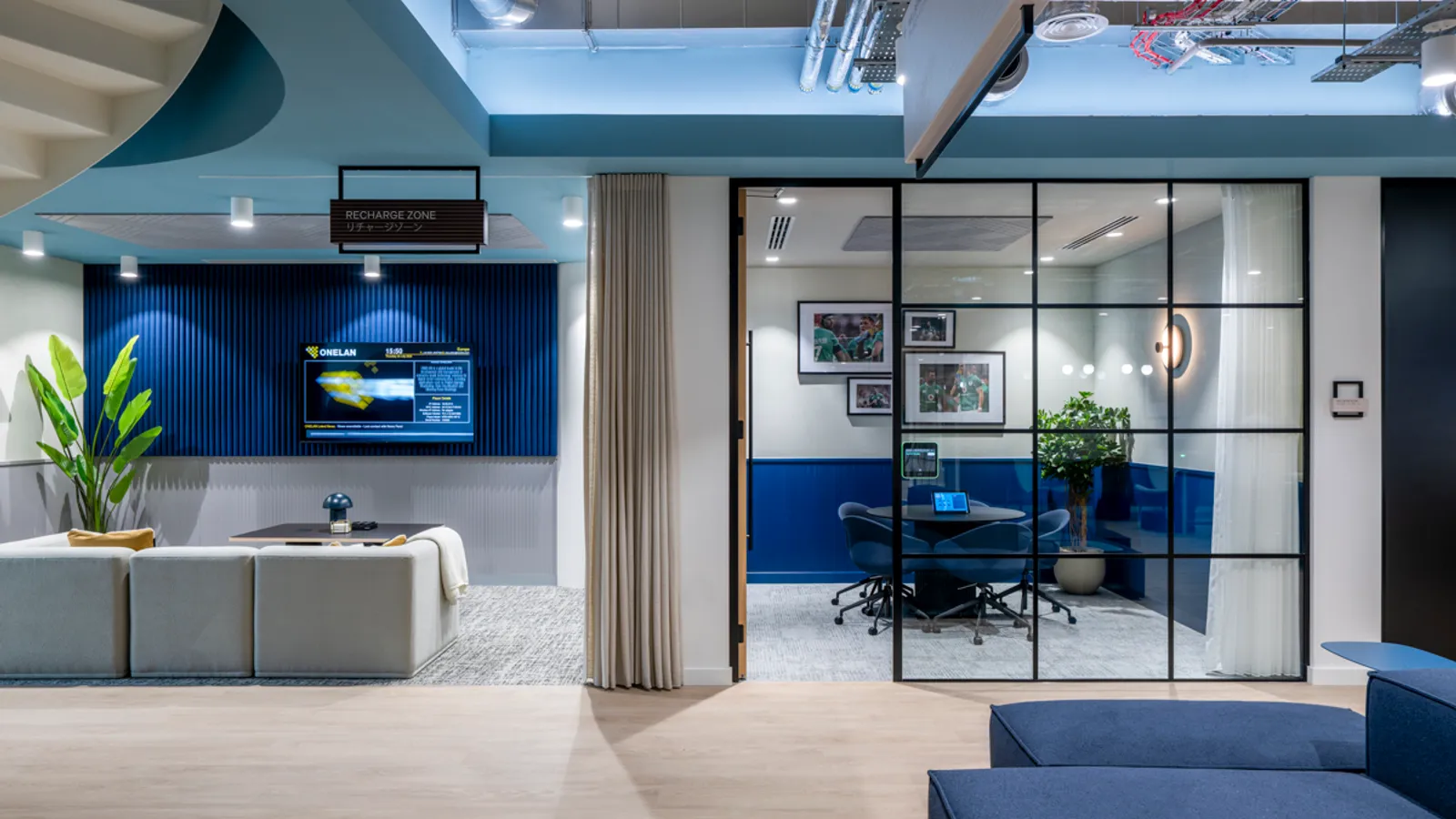 Area Suntory Office Curator SMALL 34