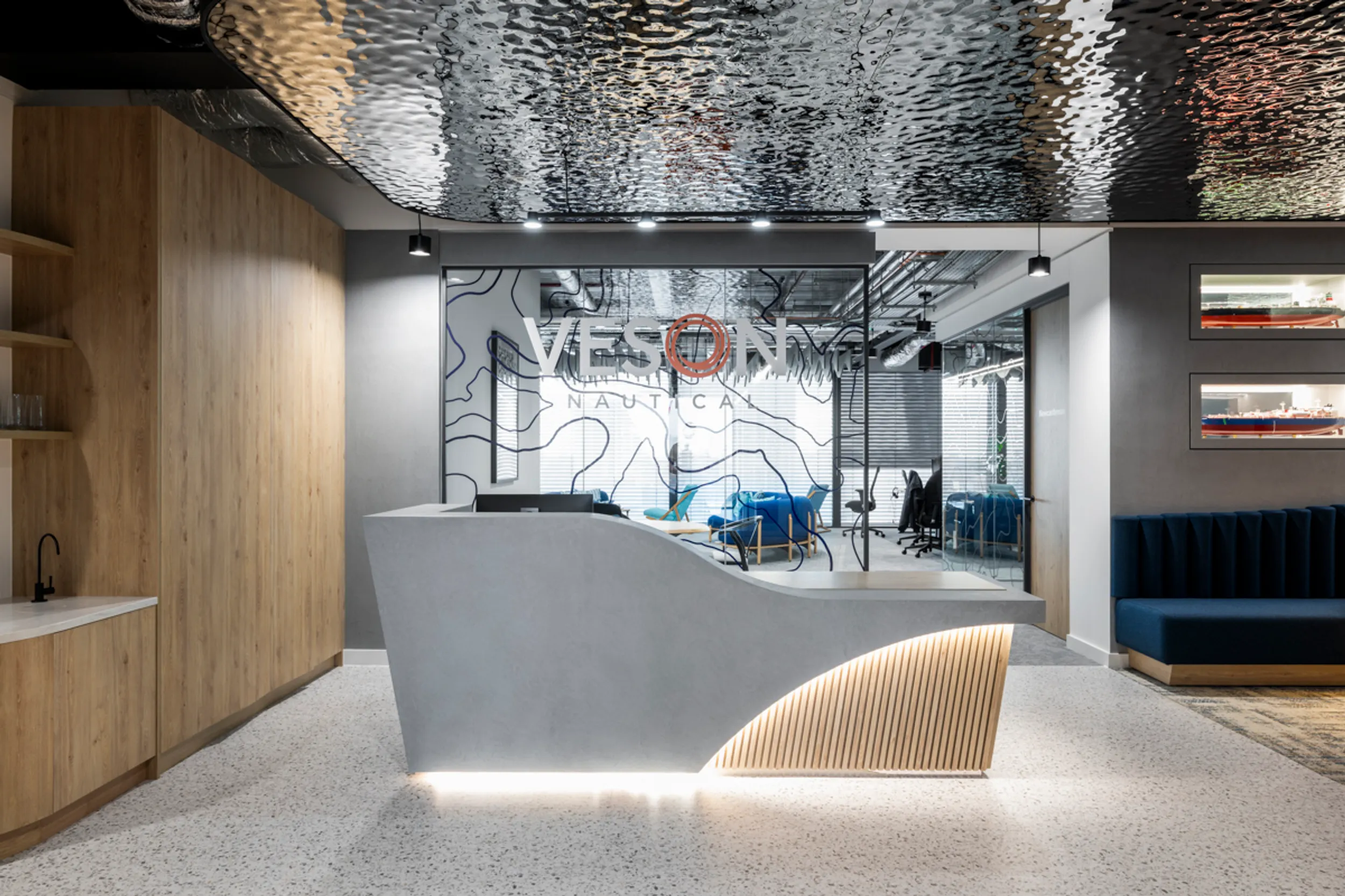 Area Veson Office Curator SMALL 16