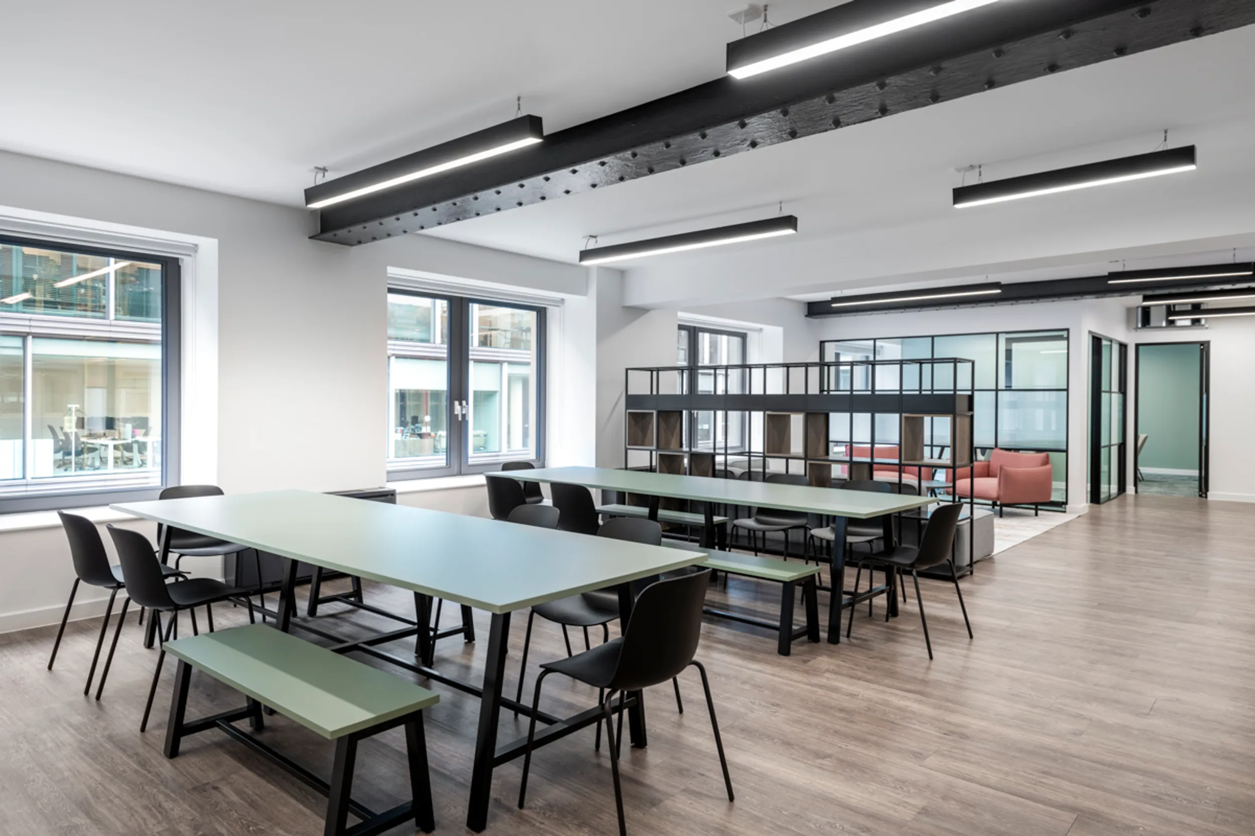 Area Zima Euston Office Curator SMALL 14