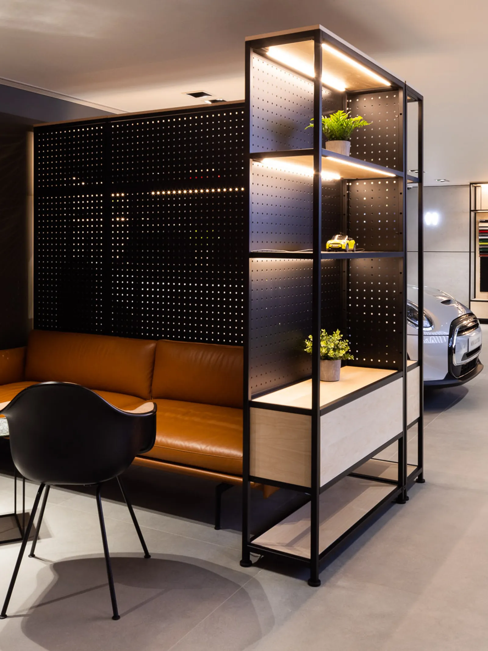 Four Front Group BMW Park Lane Low RES 6