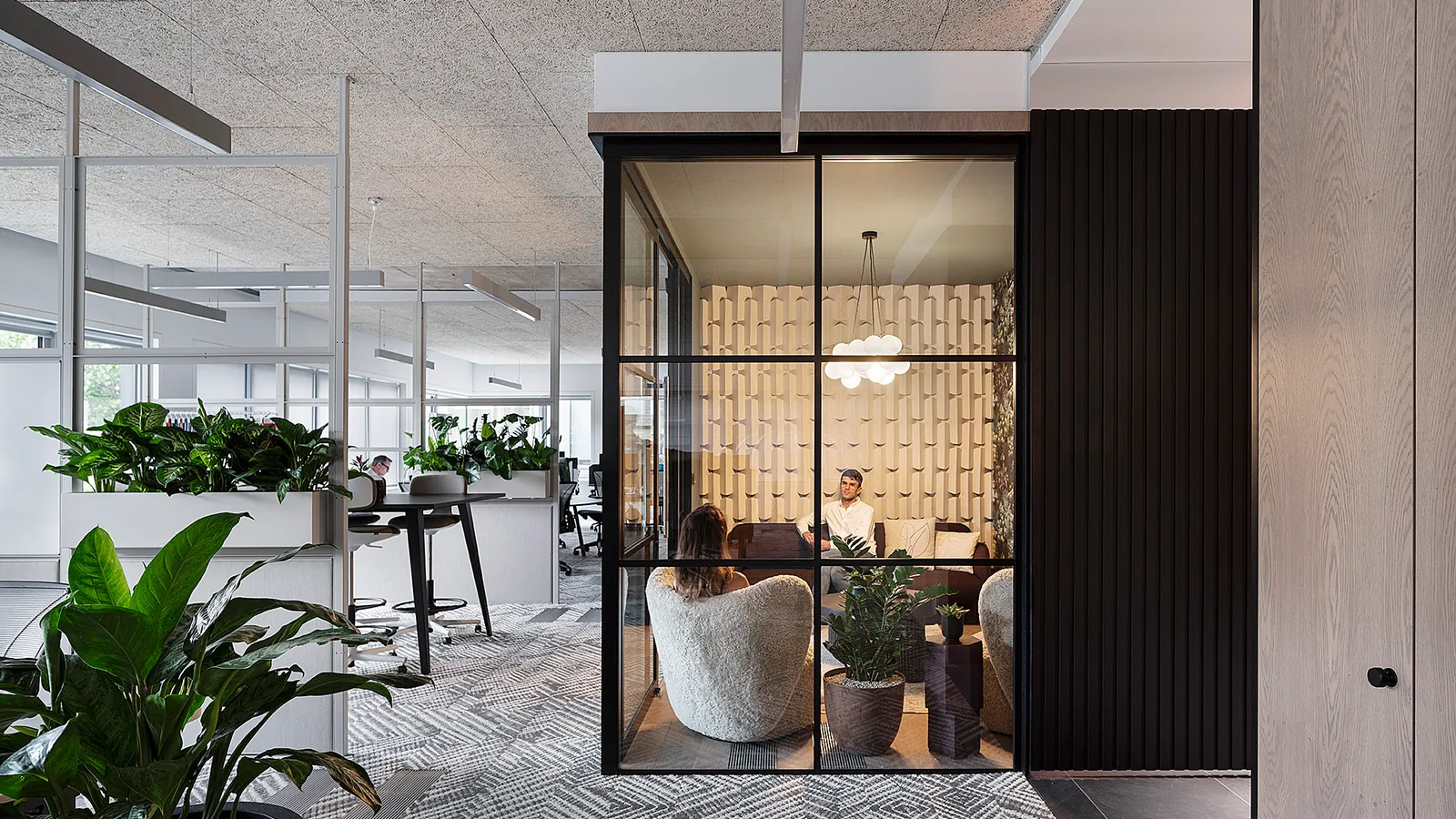 Fourfront Group London Bridge Henry Woide 0968