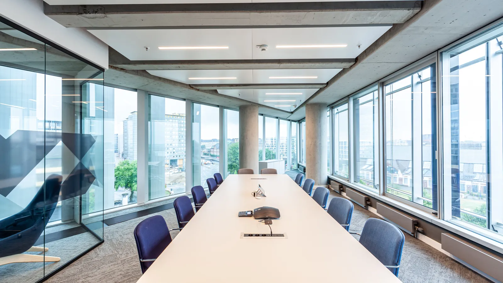 Room DOC Interior 3 HDR