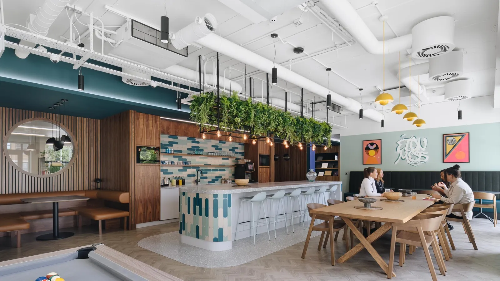 Web Area Windsor photo by Tom Bird 42