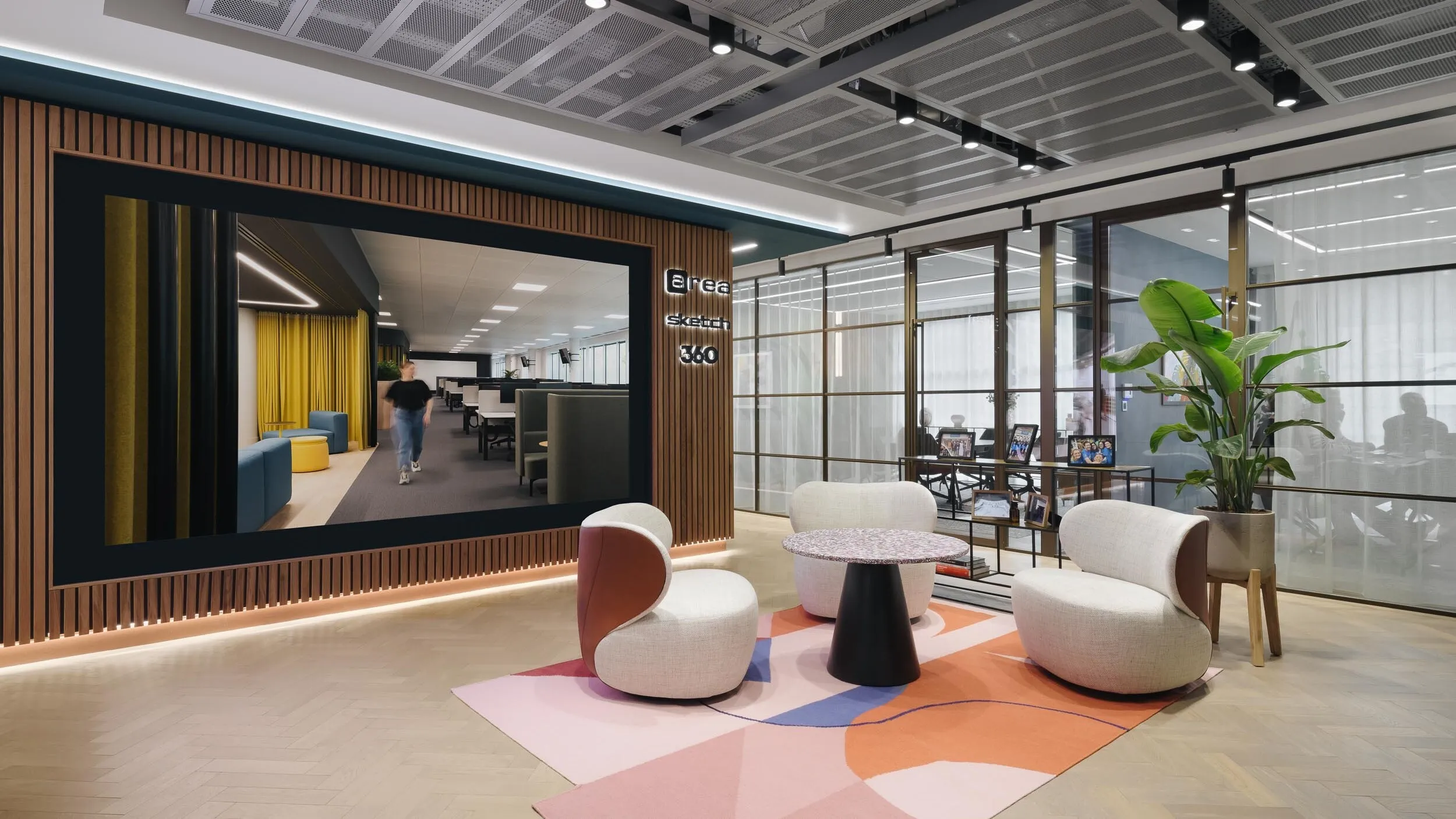 Web Area Windsor photo by Tom Bird 5