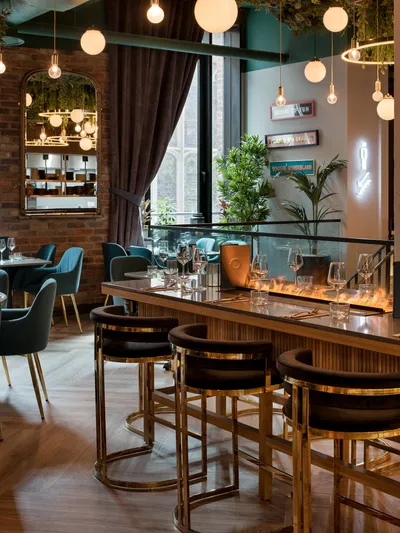 Web Oche photo by Tom Bird 3