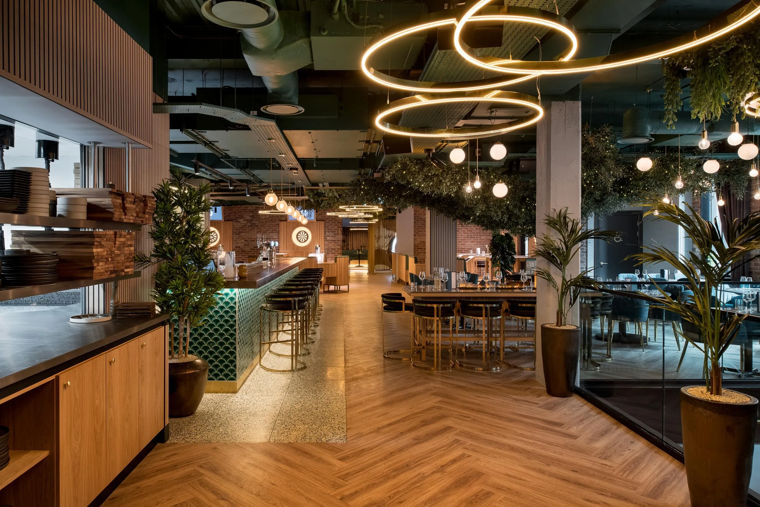 Web Oche photo by Tom Bird 7